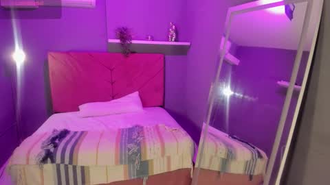 Ambar online show from March 2026 07:40:01 PM