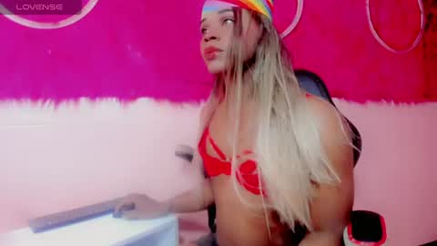 ambar_temptation online show from June 2026 07:16:02 PM