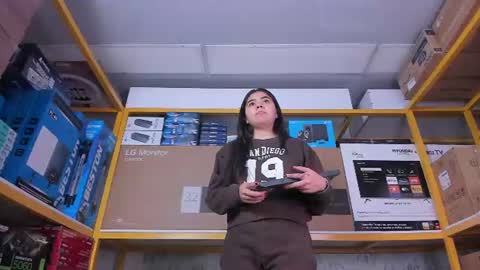 Ambarina  online show from July 2026 11:36:01 AM