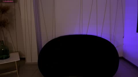 Ambar  online show from January 2026 11:48:01 AM