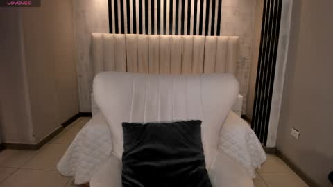 Ambar  online show from April 2026 11:30:02 AM