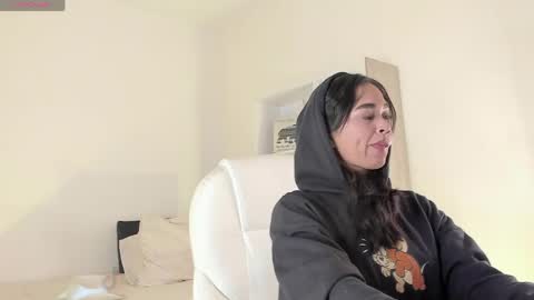 Amber online show from April 2026 01:41:01 PM