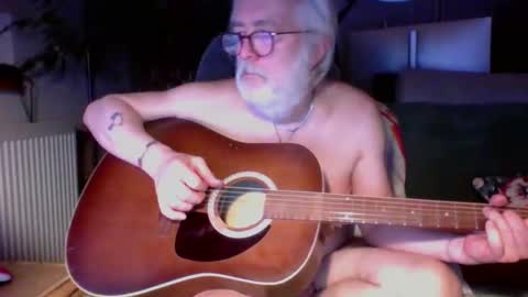 Amberr11 online show from February 2026 11:42:02 PM