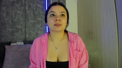 Snapshot of amberrferreira chatting on December 2024 11:19:01 AM Amber Ferreira online show from December 2024 11:19:01 AM