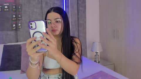 Snapshot of amberrferreira chatting on December 2024 11:41:01 AM Amber Ferreira online show from December 2024 11:41:01 AM