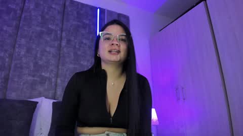 Snapshot of amberrferreira chatting on January 2025 12:33:01 PM Amber Ferreira online show from January 2025 12:33:01 PM