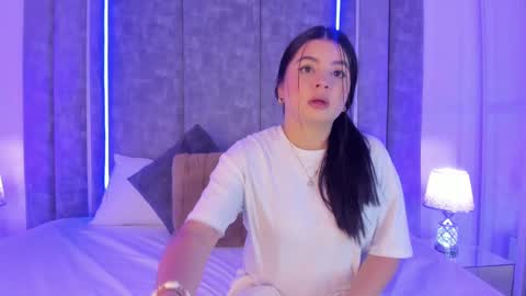 Snapshot of amberrferreira chatting on February 2025 11:57:02 AM Amber Ferreira online show from February 2025 11:57:02 AM