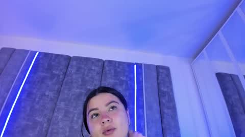 Snapshot of amberrferreira chatting on February 2025 11:52:01 AM Amber Ferreira online show from February 2025 11:52:01 AM