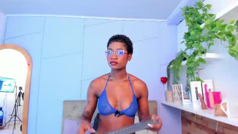 Snapshot of amelia_adms chatting on June 2026 12:09:02 PM Amelia Adams online show from June 2026 12:09:02 PM
