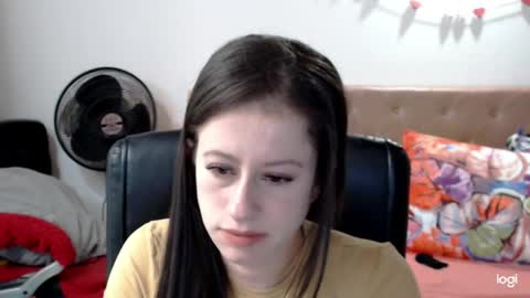 Snapshot of amelia_bella chatting on April 2026 11:40:02 PM amelia online show from April 2026 11:40:02 PM