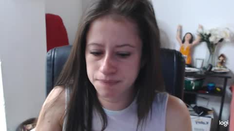 Snapshot of amelia_bella chatting on April 2026 12:33:02 AM amelia online show from April 2026 12:33:02 AM