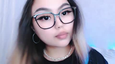 Snapshot of amelia_sunlight chatting on June 2026 04:17:02 PM Amelia online show from June 2026 04:17:02 PM