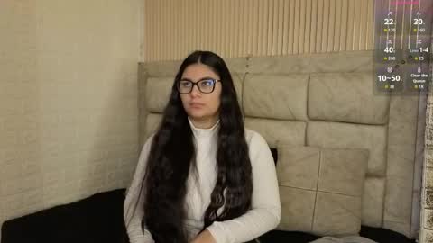 AMELIA CASTELL  online show from April 2026 09:16:01 AM