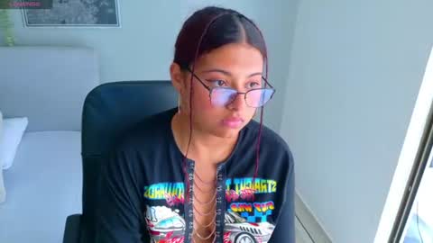 Snapshot of amelialaurent_ chatting on July 2026 06:34:02 PM amelialaurent_ online show from July 2026 06:34:02 PM