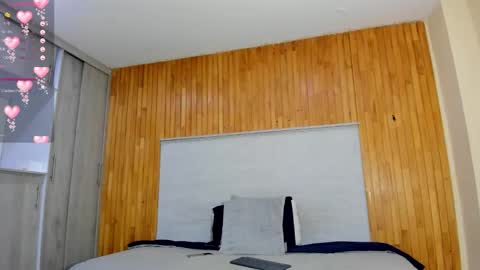 Daniela online show from November 2025 12:38:01 PM