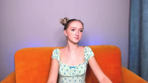 ameliawise online show from December 2024 03:00:01 PM