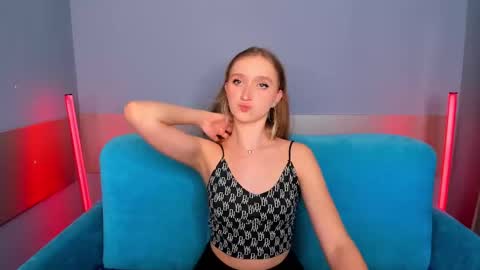 ameliawise online show from February 2025 12:48:02 PM