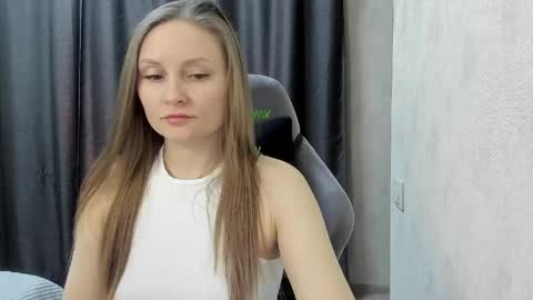 Snapshot of ameliecameron chatting on March 2026 08:20:02 PM amelie online show from March 2026 08:20:02 PM