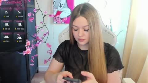 Amelie online show from April 2026 05:16:02 AM