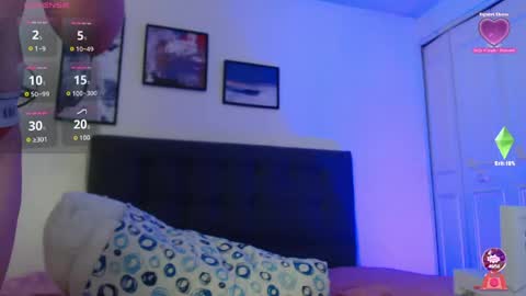 Amelie  online show from June 2026 04:01:01 PM