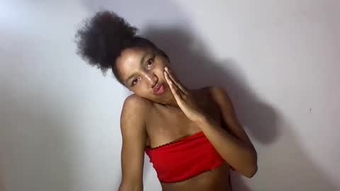 amelisy20005 online show from March 2026 10:26:01 PM