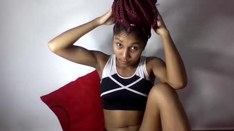 amelisy20005 online show from April 2026 06:49:02 PM