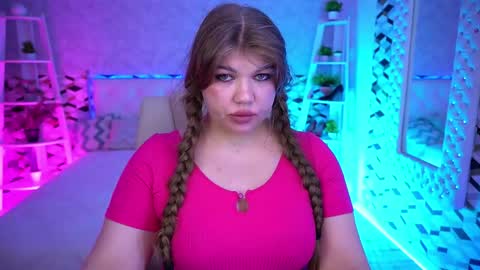 Alina online show from May 2026 12:45:02 PM
