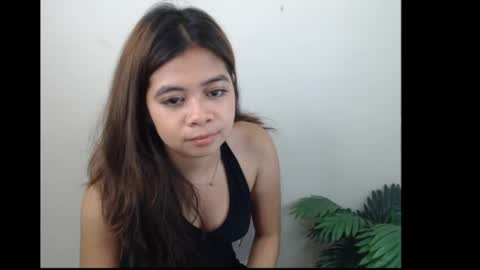 Snapshot of amiekim chatting on July 2026 02:05:17 AM Amie and Kim online show from July 2026 02:05:17 AM