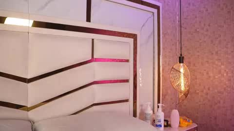 ammy durand online show from April 2026 02:36:02 AM