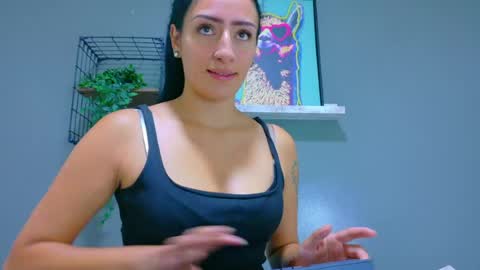 A M M Y  online show from April 2026 09:23:01 AM