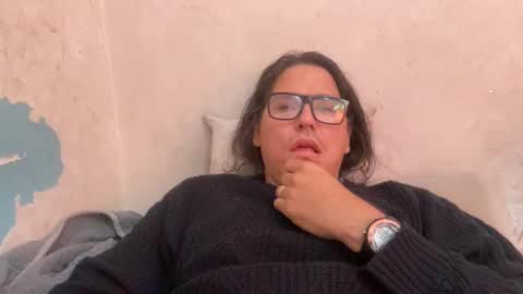 amo_s online show from October 2025 01:12:02 PM