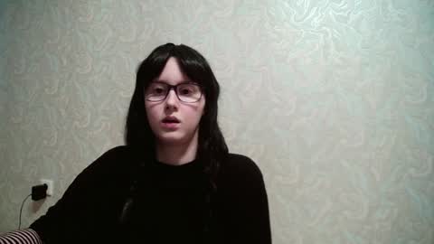 Amomira online show from March 2026 01:33:01 PM