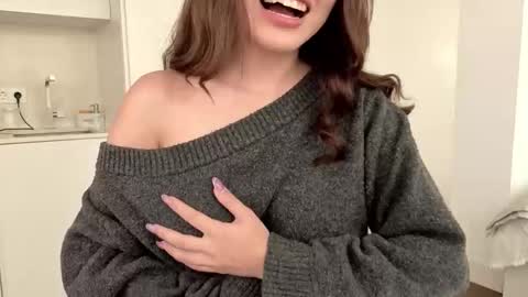 girl next door named Amy online show from March 2026 01:18:01 PM