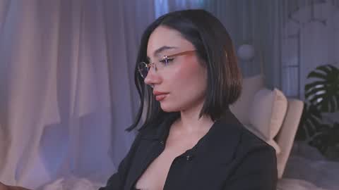 Snapshot of amyarmstrong chatting on June 2026 09:39:01 PM Amy Armstrong online show from June 2026 09:39:01 PM
