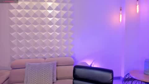 Amy  online show from December 2025 08:03:02 PM