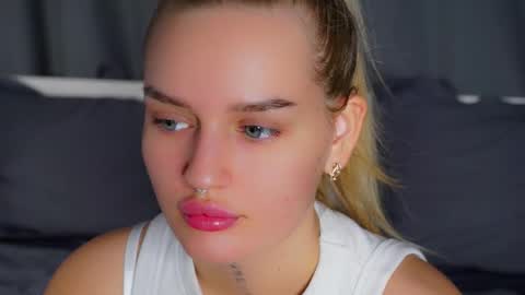 Amy online show from February 2026 01:48:01 AM