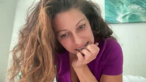 Amy Smilez online show from April 2026 03:40:02 PM