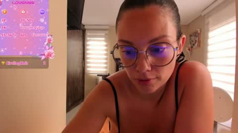 Anabel online show from June 2026 07:05:01 PM