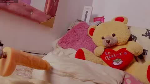 anamonroee online show from July 2026 12:50:01 AM