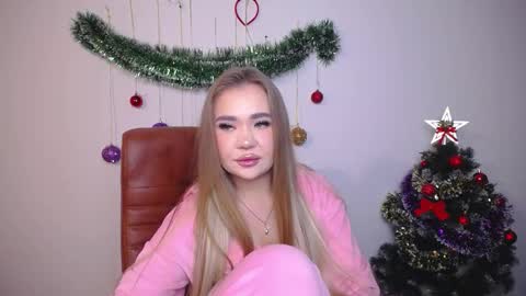 anastacyyellig online show from December 2025 10:36:02 PM