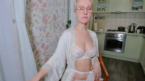 Anastasia online show from March 2026 05:13:01 AM