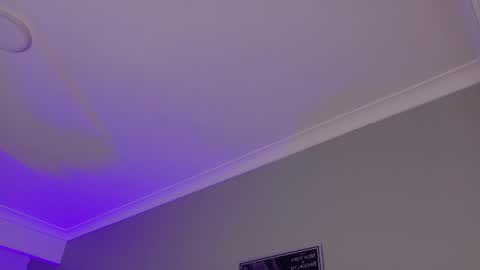 Kendra  online show from April 2026 10:13:01 AM