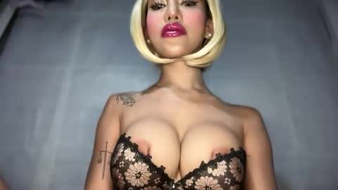 Snapshot of anawalters chatting on January 2026 04:12:01 PM anawalters online show from January 2026 04:12:01 PM