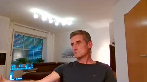 Name online show from July 2026 04:05:01 PM
