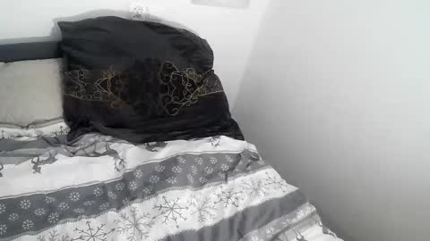 andre19466 online show from April 2026 09:01:01 PM