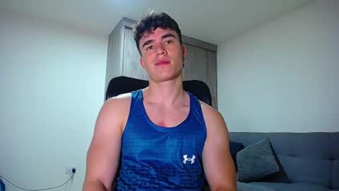 Snapshot of andre_parker chatting on June 2026 10:30:01 PM Andre Parker online show from June 2026 10:30:01 PM