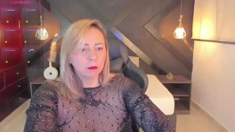 Snapshot of andre_soto_ chatting on June 2026 12:02:02 AM A N D R E online show from June 2026 12:02:02 AM