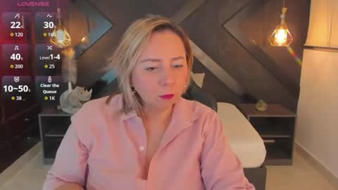 Snapshot of andre_soto_ chatting on July 2026 02:04:01 AM A N D R E online show from July 2026 02:04:01 AM