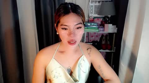 andrea06121998 online show from April 2026 06:09:01 PM