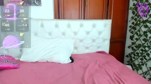 Snapshot of andrea_williams24 chatting on June 2026 01:13:01 PM Naomi Andrea Daviss online show from June 2026 01:13:01 PM